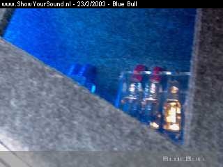 showyoursound.nl - Blue Bulls Ice Install . . . - Blue Bull - 38.jpg - En ook een lampje natuurlijk . . .